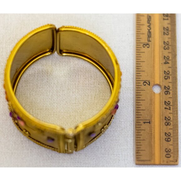 7 inch, Vintage Fantasy Elven Enchanted Gold Tone Hinge Bangle - BX9 - Picture 3 of 3